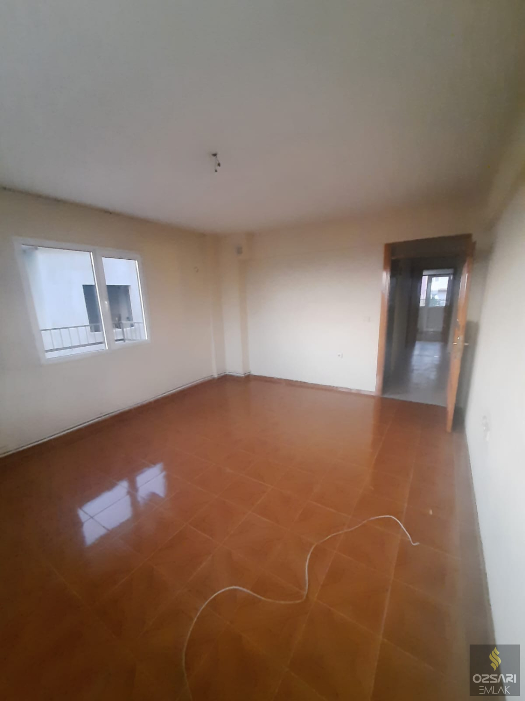 Bornova Atatürk mah. 3+1 doğalgazlı kiralık Daire