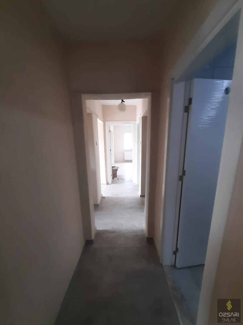 Bornova Atatürk mah. merkezinde 2+1 kiralık Doğalgazlı Daire