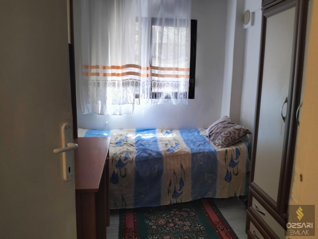BORNOVA İNÖNÜ MAHALLESİNDE 2+1 EŞYALI DAİRE