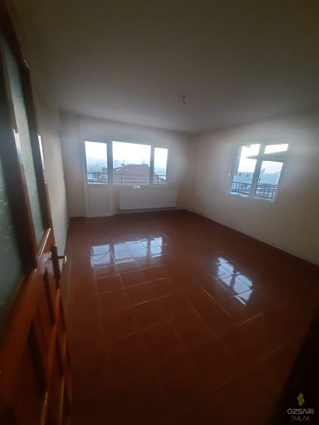 Bornova Atatürk mah. 3+1 doğalgazlı kiralık Daire