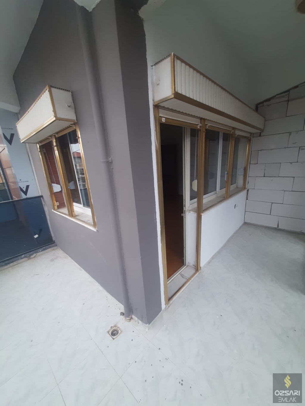 BORNOVA İNÖNÜ MAH. ANACADDE ÜZERİ KİRALIK 2+1
