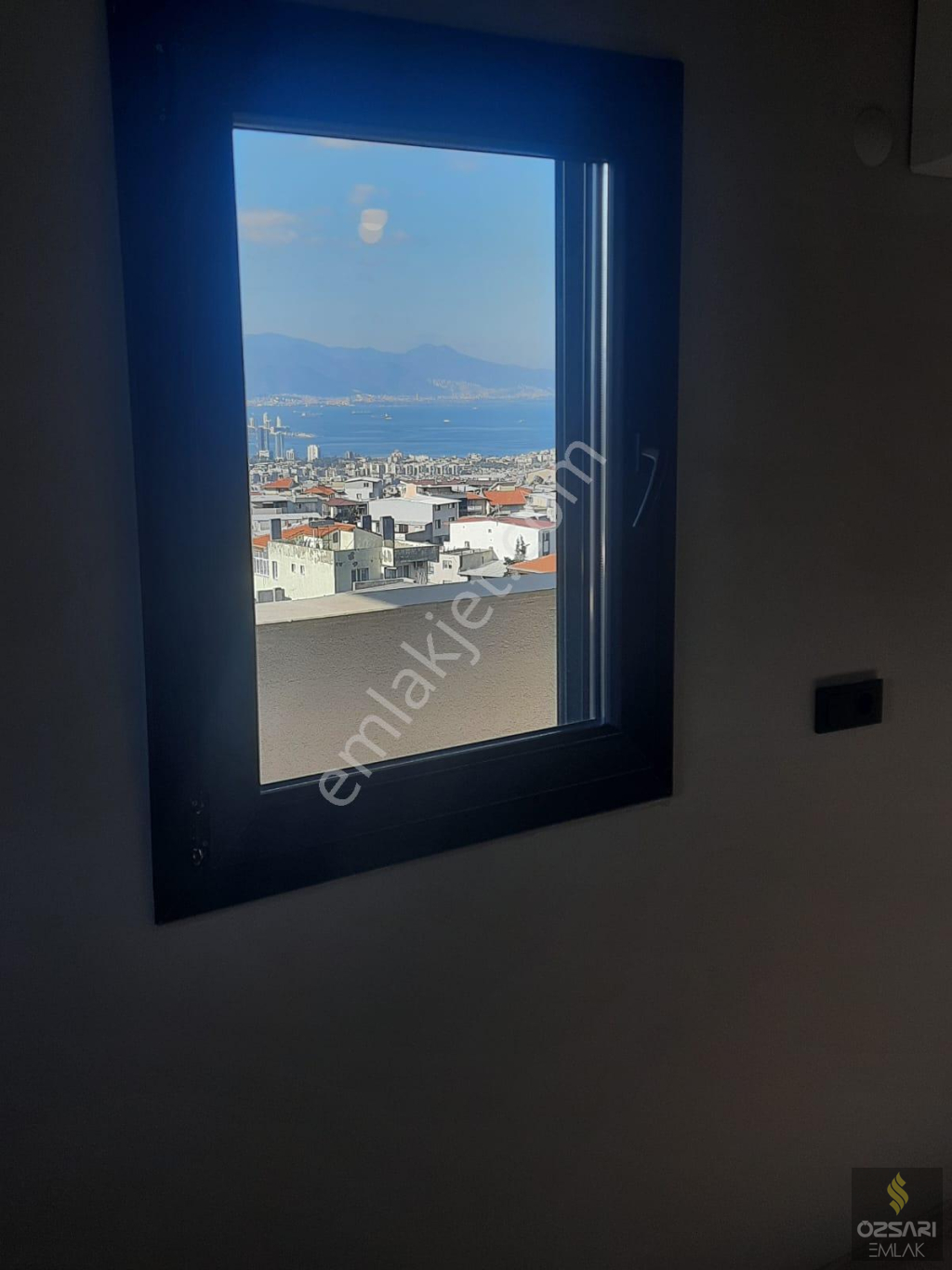 Bornova İnönü mah. 2+1 yeni yapılı kiralık Daire