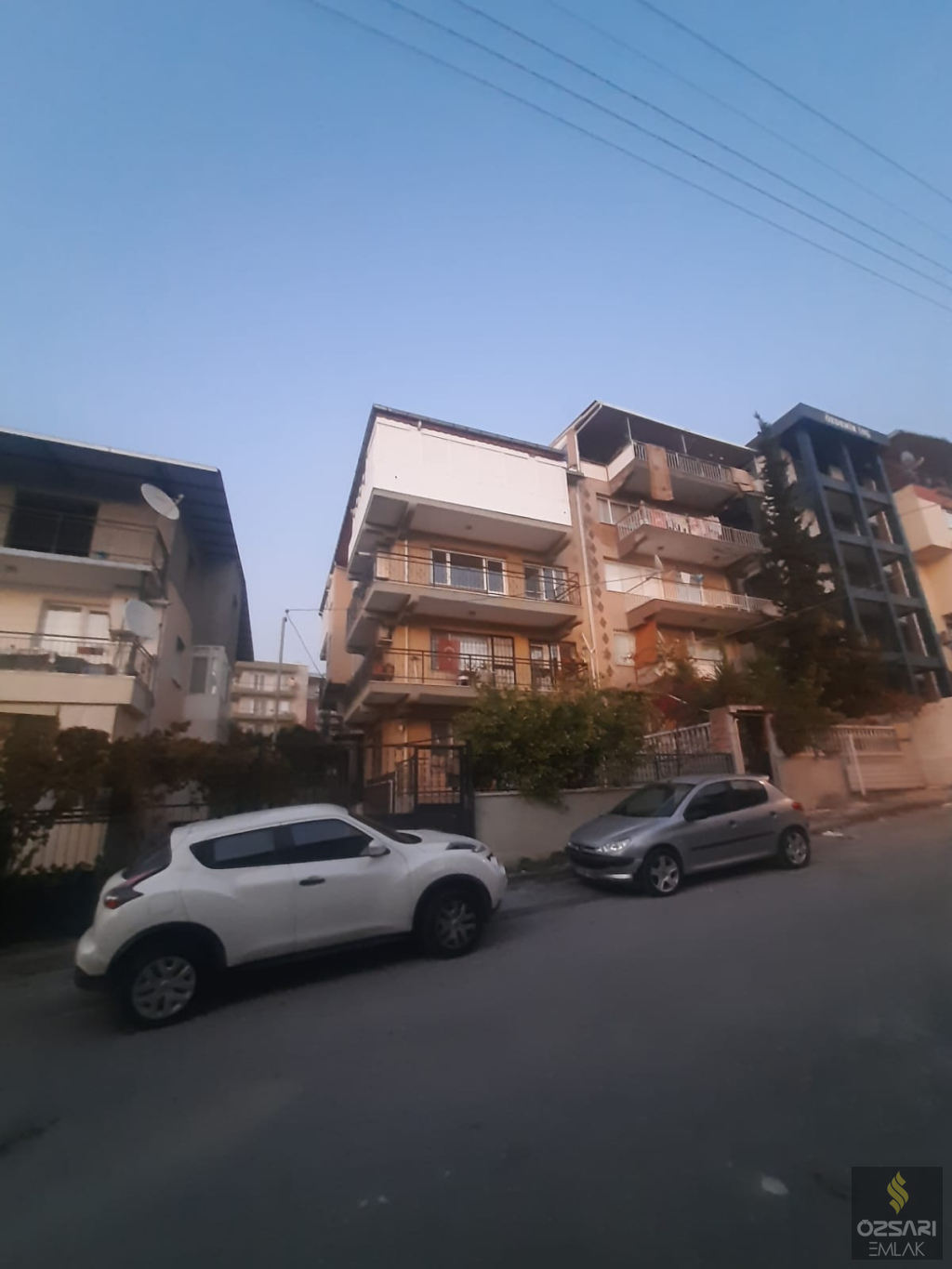 Bornova Atatürk mah. 3+1 doğalgazlı kiralık Daire