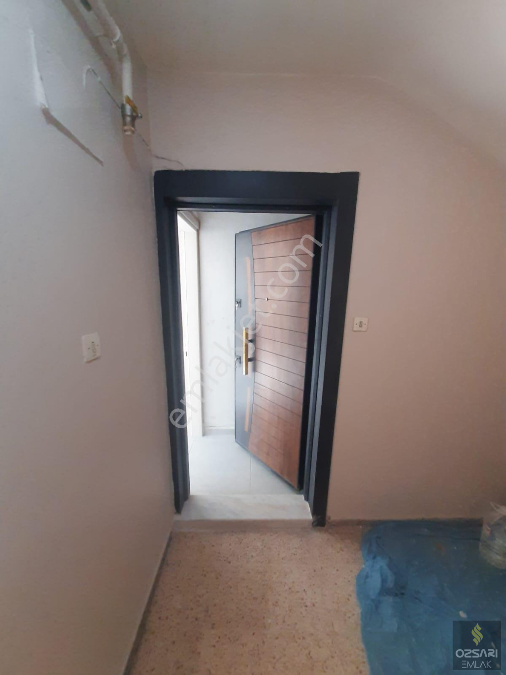 BORNOVA ATATÜRK MAH. 3+1 DOĞALGAZLI DAİRE