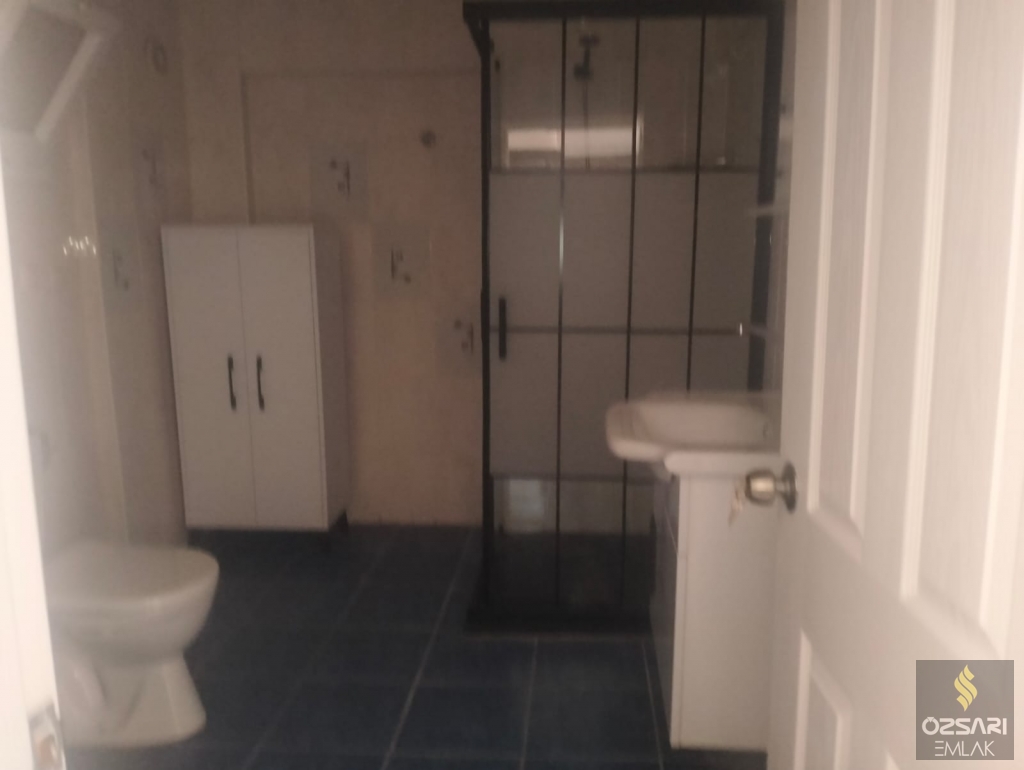 BORNOVA İNÖNÜ MAHALLESİNDE FULL YAPILI GÜNEY CEPHE KİRALIK DAİRE