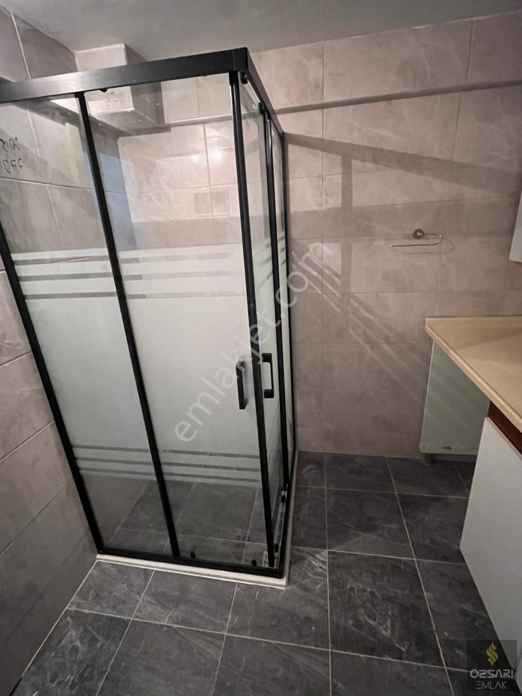 BORNOVA ATATÜRK MAH. 3+1 DOĞALGAZLI DAİRE