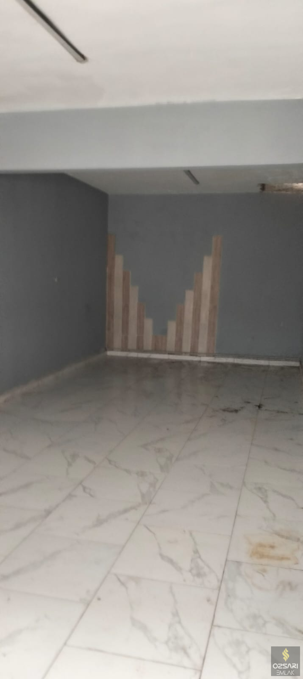 Bornova Atatürk Mah. Merkezinde Kiralık Ticarethane