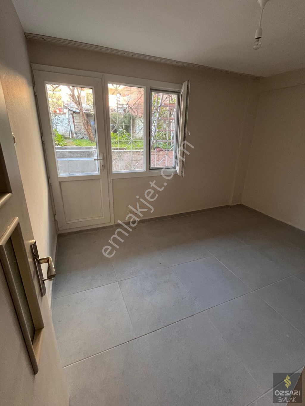 BORNOVA ATATÜRK MAH. 3+1 DOĞALGAZLI DAİRE