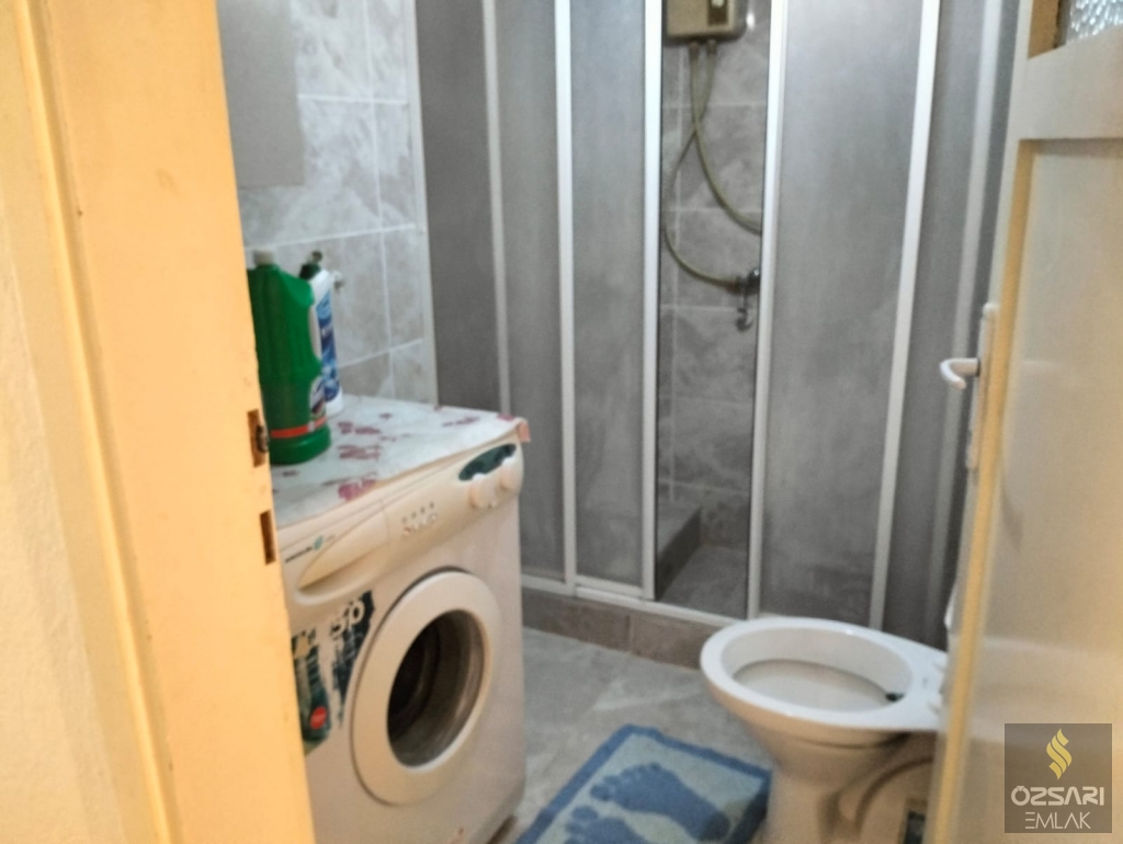 BORNOVA İNÖNÜ MAHALLESİNDE 2+1 EŞYALI DAİRE