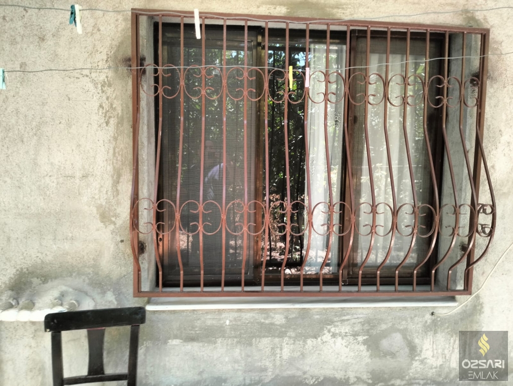 BORNOVA İNÖNÜ MAHALLESİNDE 2+1 EŞYALI DAİRE