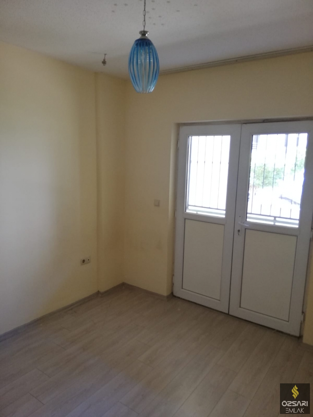 Aliağa\\\'da 2+1 Doğalgazlı Satılık Daire