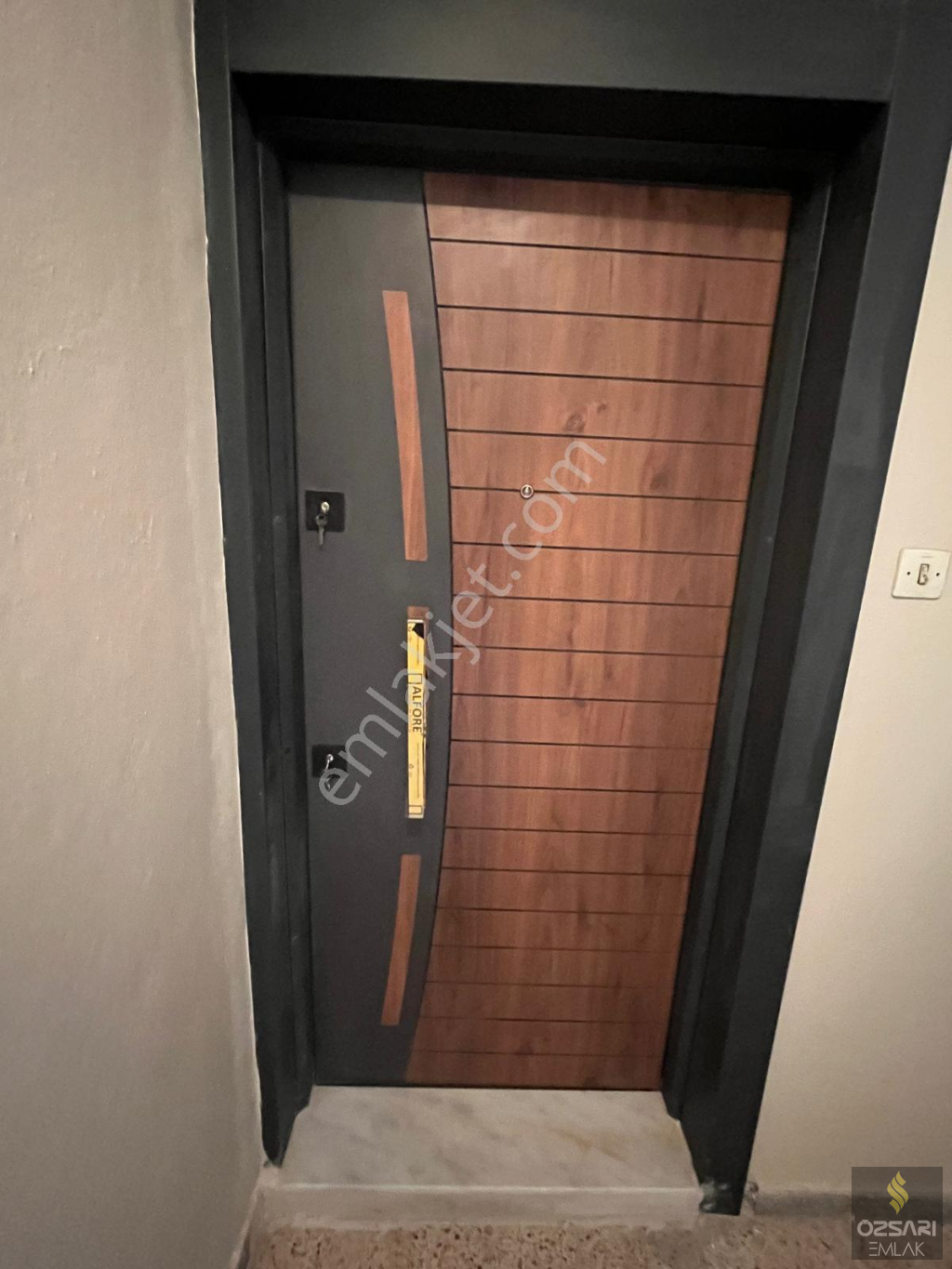 BORNOVA ATATÜRK MAH. 3+1 DOĞALGAZLI DAİRE