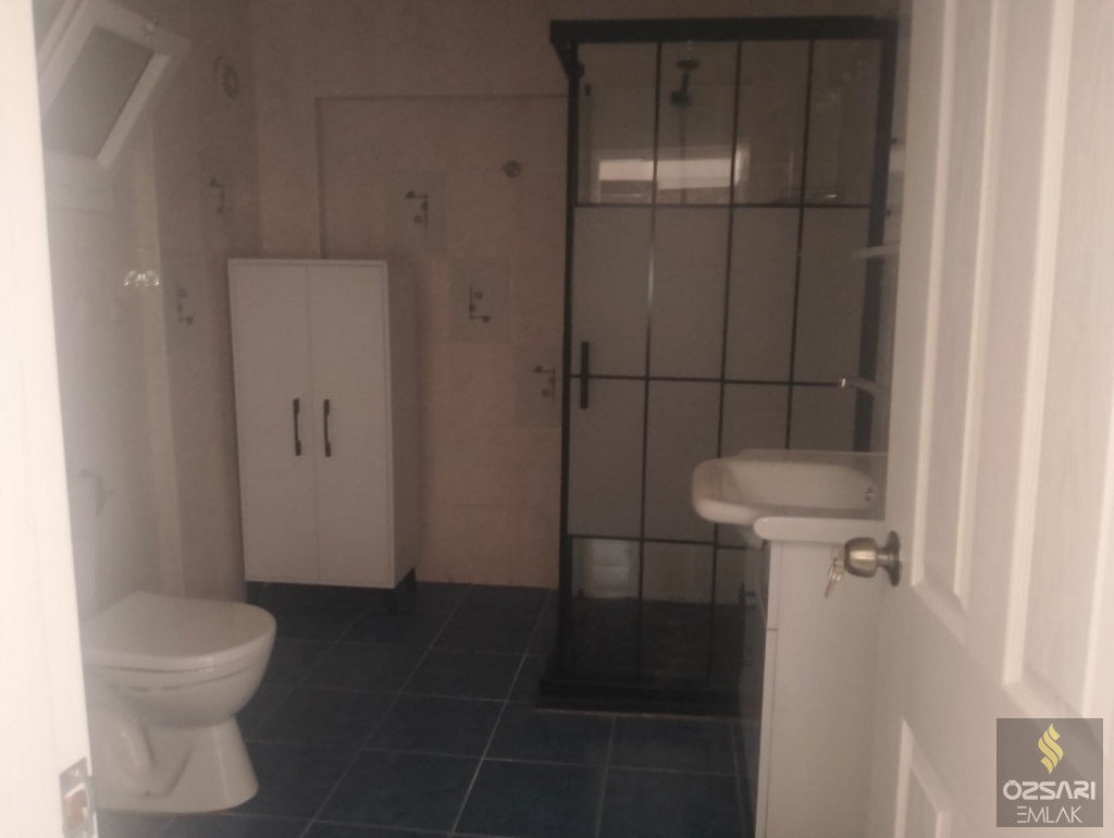 BORNOVA İNÖNÜ MAHALLESİNDE FULL YAPILI GÜNEY CEPHE KİRALIK DAİRE