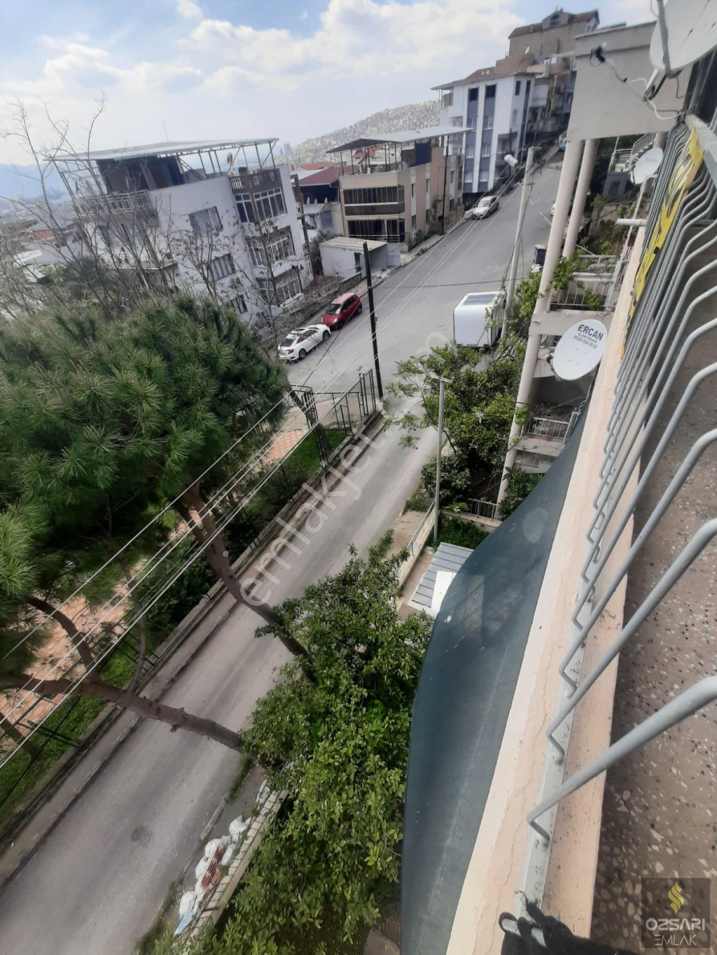 Bornova Atatürk mah. Eşyalı, doğalgazlı 3+1 kiralık Daire