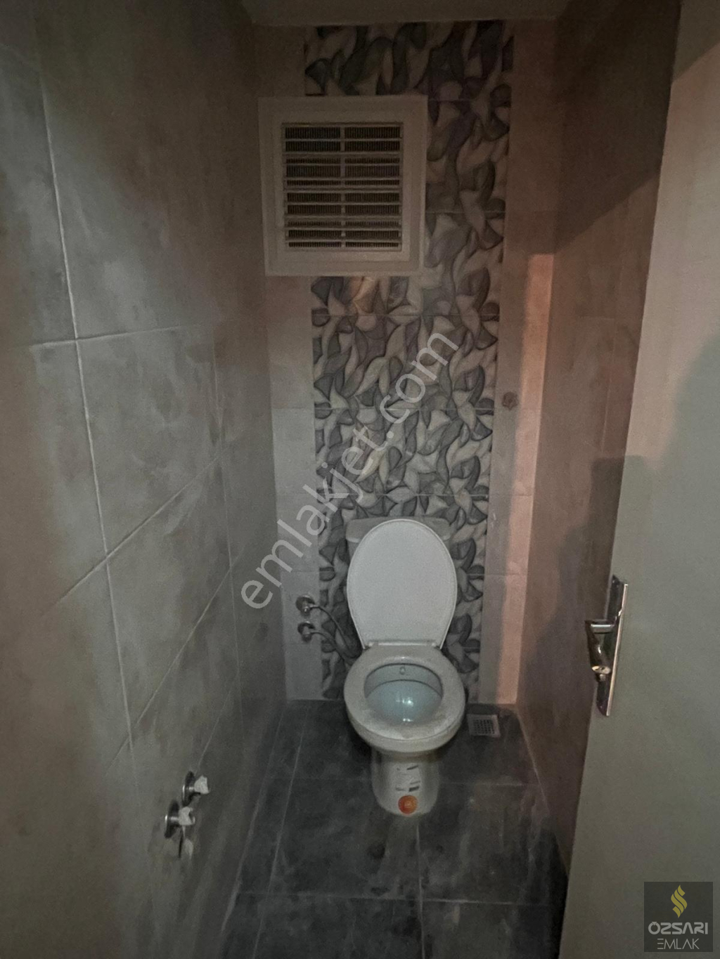BORNOVA ATATÜRK MAH. 3+1 DOĞALGAZLI DAİRE