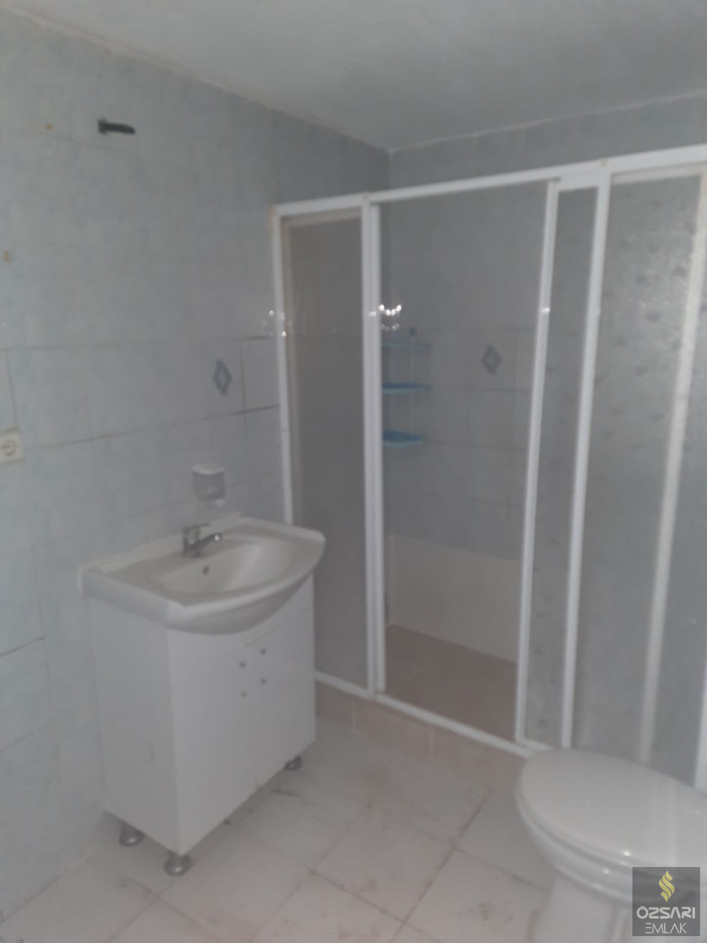 Bornova Atatürk mah. 3+1 doğalgazlı kiralık Daire