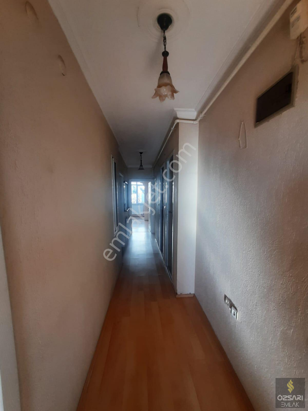 Bornova İnönü mah. 3+1 doğalgazlı kiralık Daire