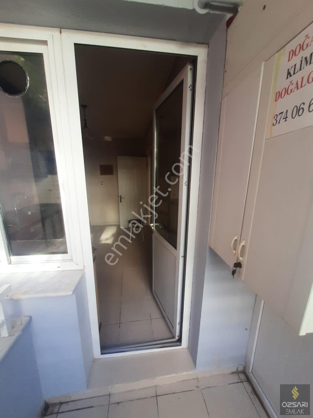 Bornova İnönü mah. 3+1 doğalgazlı kiralık Daire
