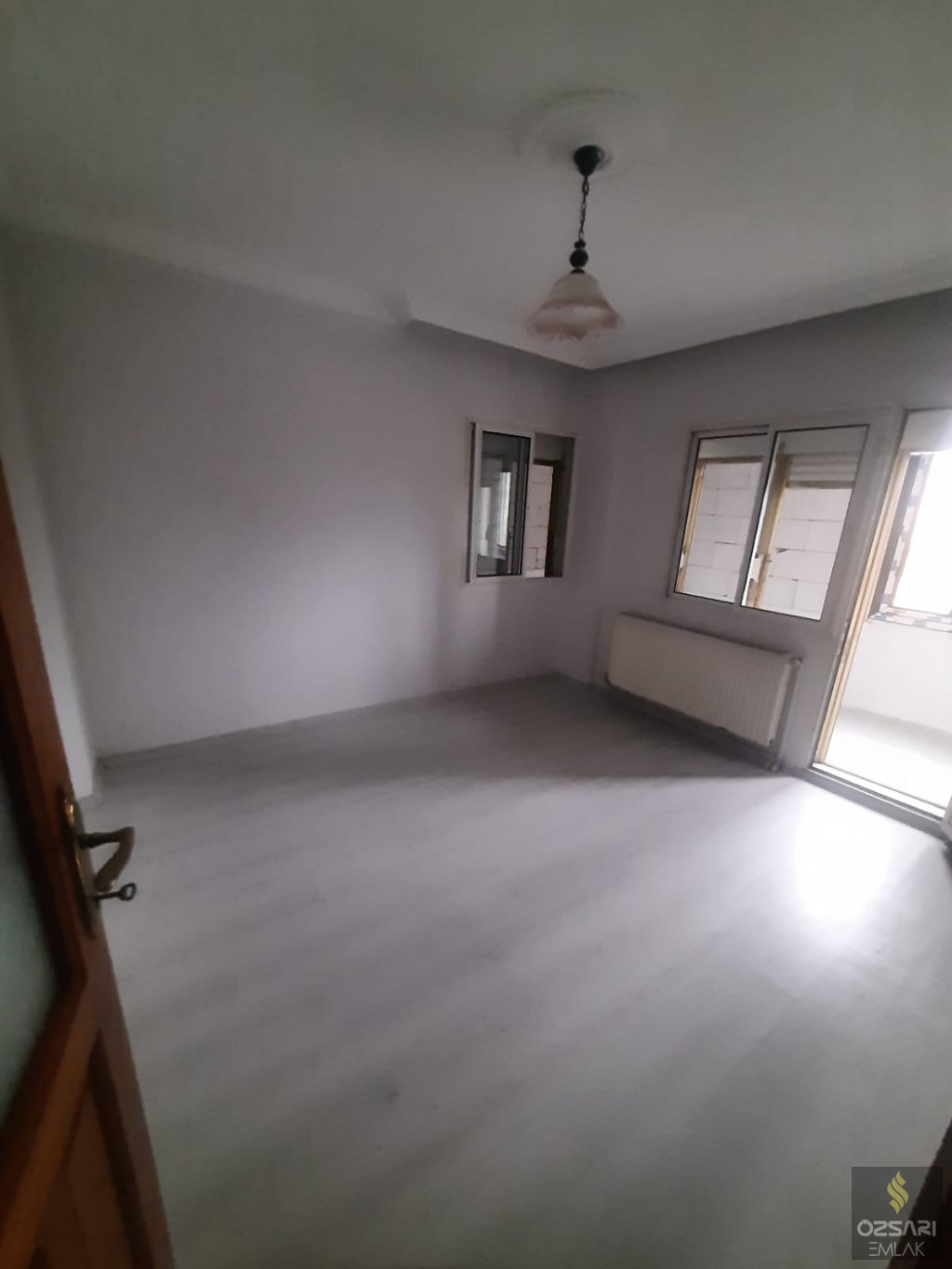BORNOVA İNÖNÜ MAH. ANACADDE ÜZERİ KİRALIK 2+1