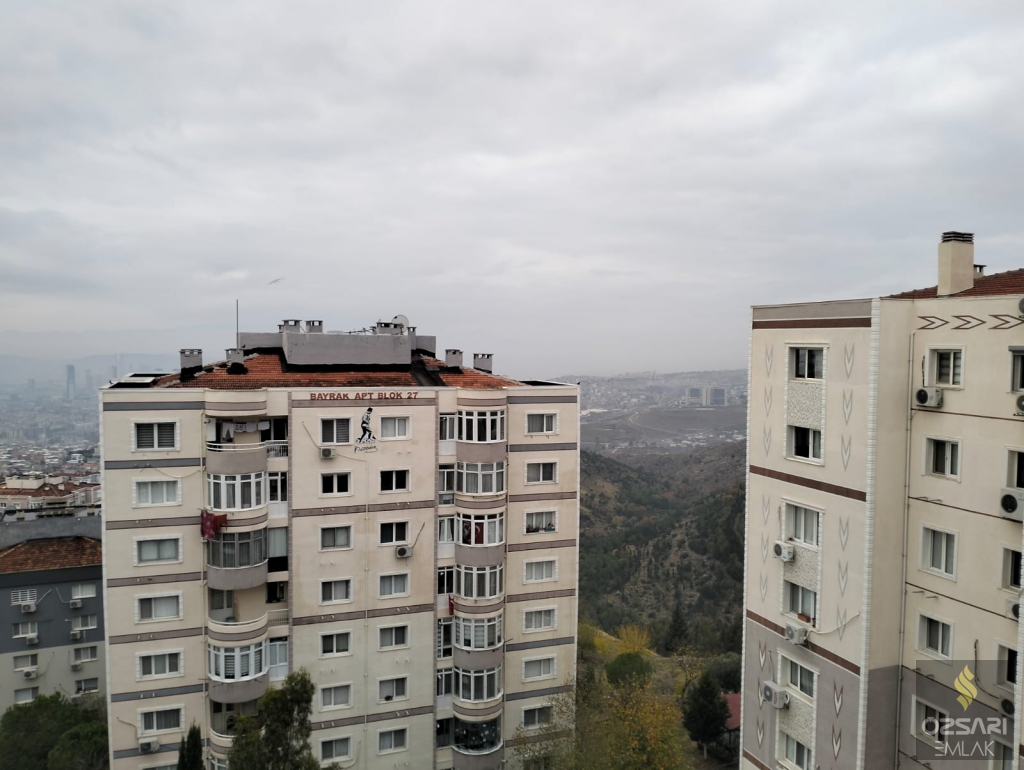 BORNOVA EVKA 4 3+1 DENİZ MANZARALI FULL EŞYALI KİRALIK DAİRE