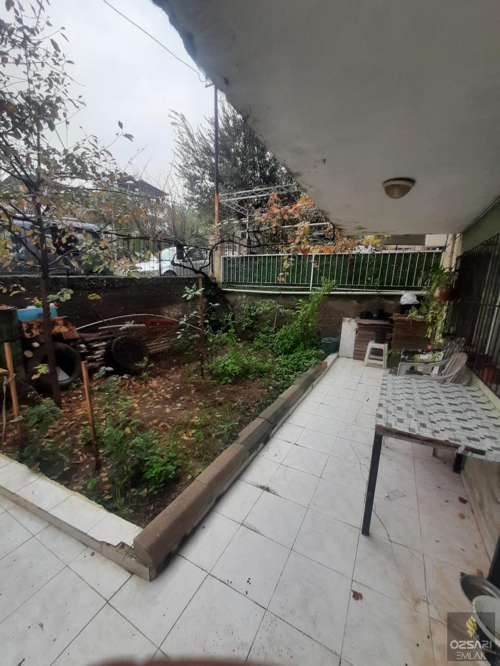 BORNOVA ATATÜRK MAH. KOMPLE SATILIK 4 KATLI BİNA
