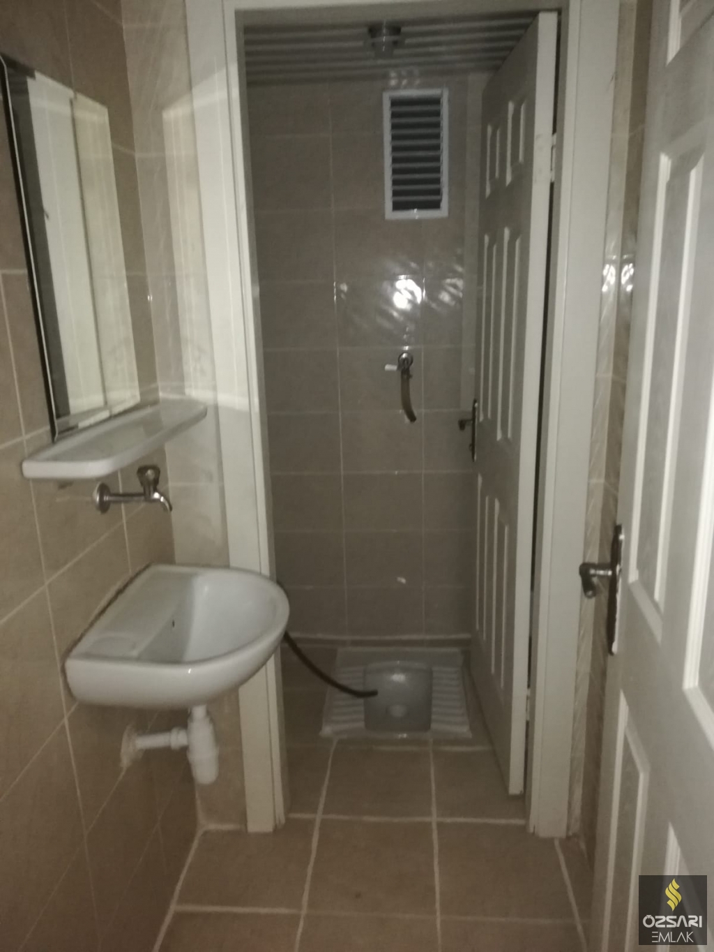 Aliağa\\\'da 2+1 Doğalgazlı Satılık Daire