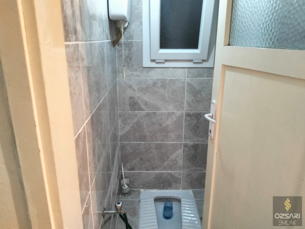 BORNOVA İNÖNÜ MAHALLESİNDE 2+1 EŞYALI DAİRE