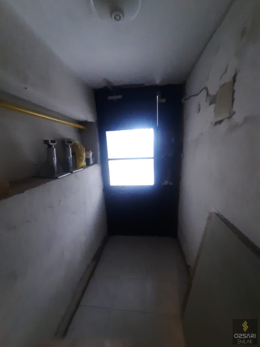 BORNOVA ATATÜRK MAH. KOMPLE SATILIK 4 KATLI BİNA