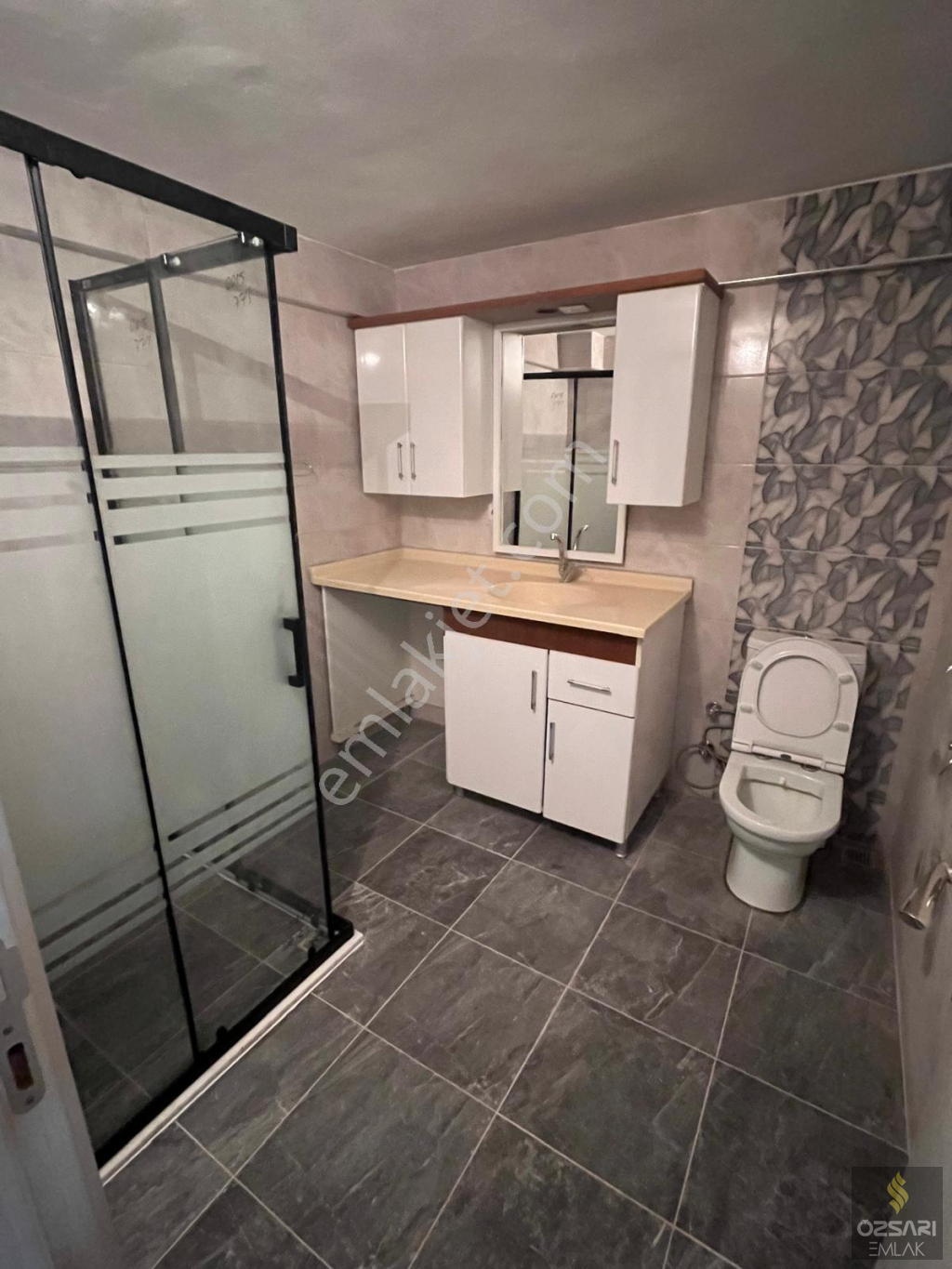 BORNOVA ATATÜRK MAH. 3+1 DOĞALGAZLI DAİRE