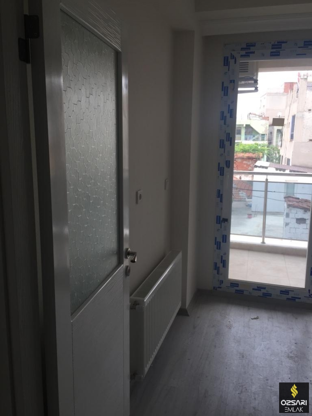 Bayraklı Çay mahallesinde 2+1 Satılık Daire