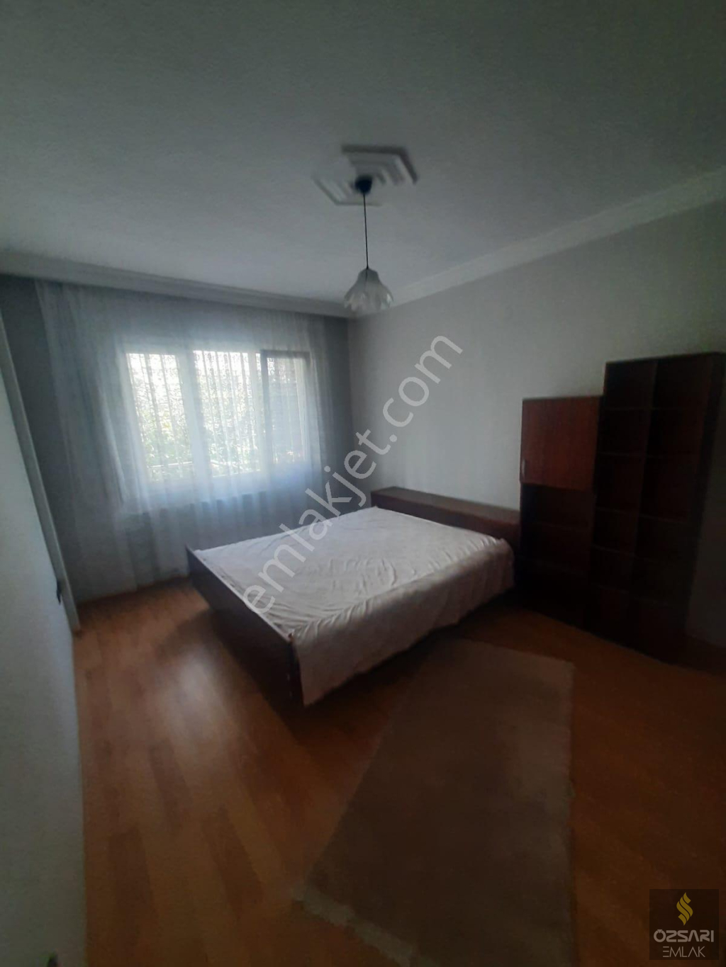 Bornova Atatürk mah. Eşyalı, doğalgazlı 2+1 kiralık Daire