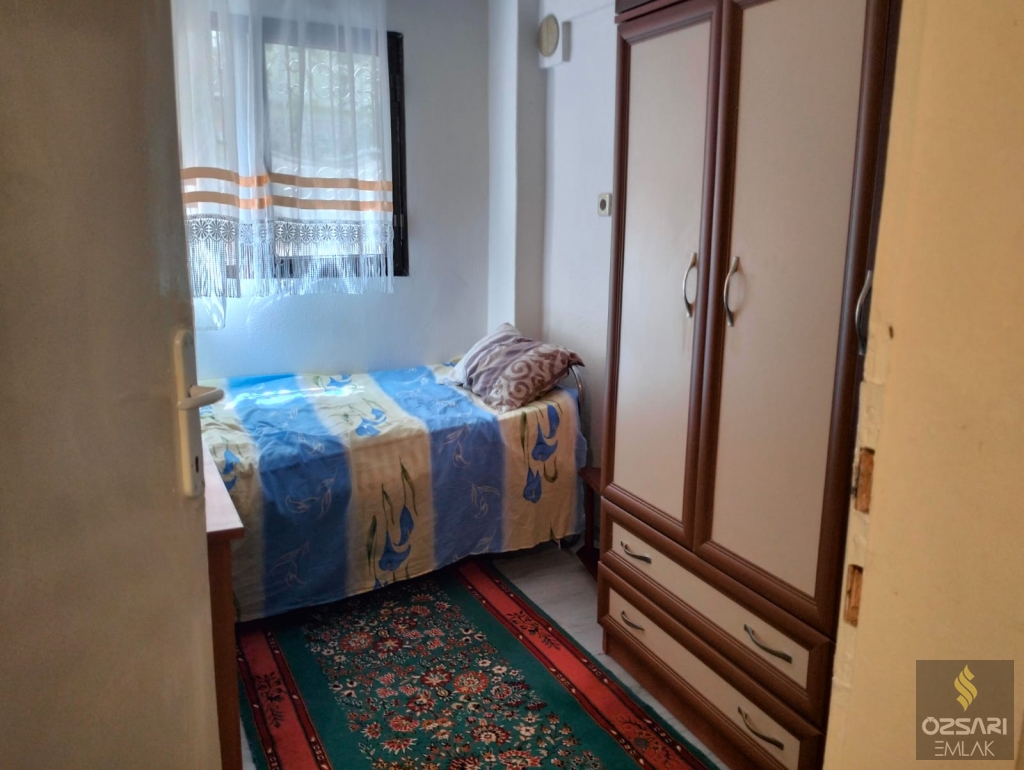 BORNOVA İNÖNÜ MAHALLESİNDE 2+1 EŞYALI DAİRE