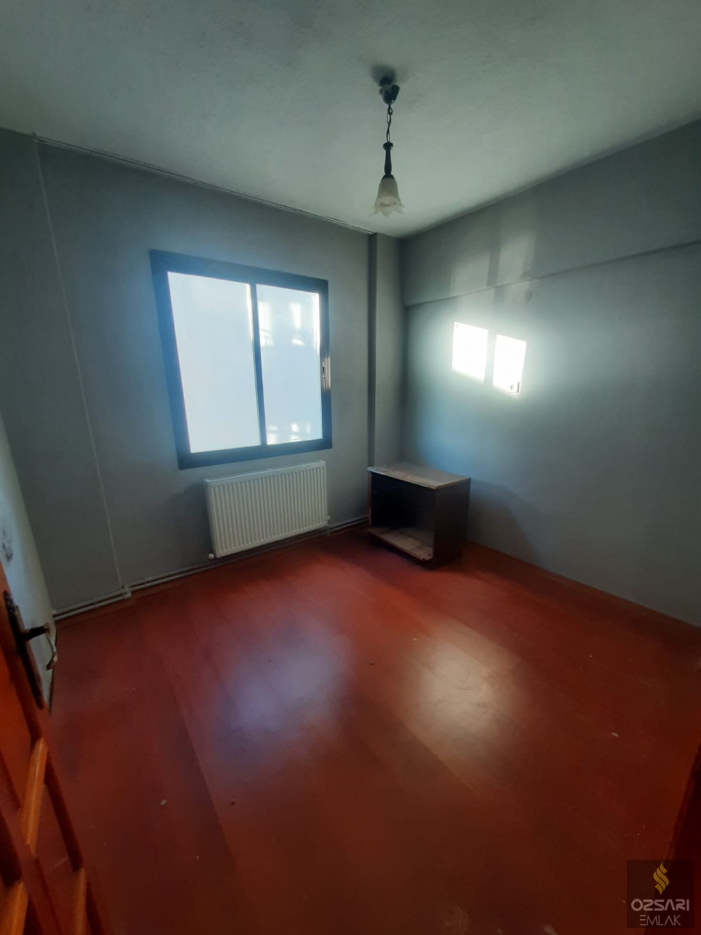 Bornova İnönü mah. 2+1 doğalgazlı kiralık Daire