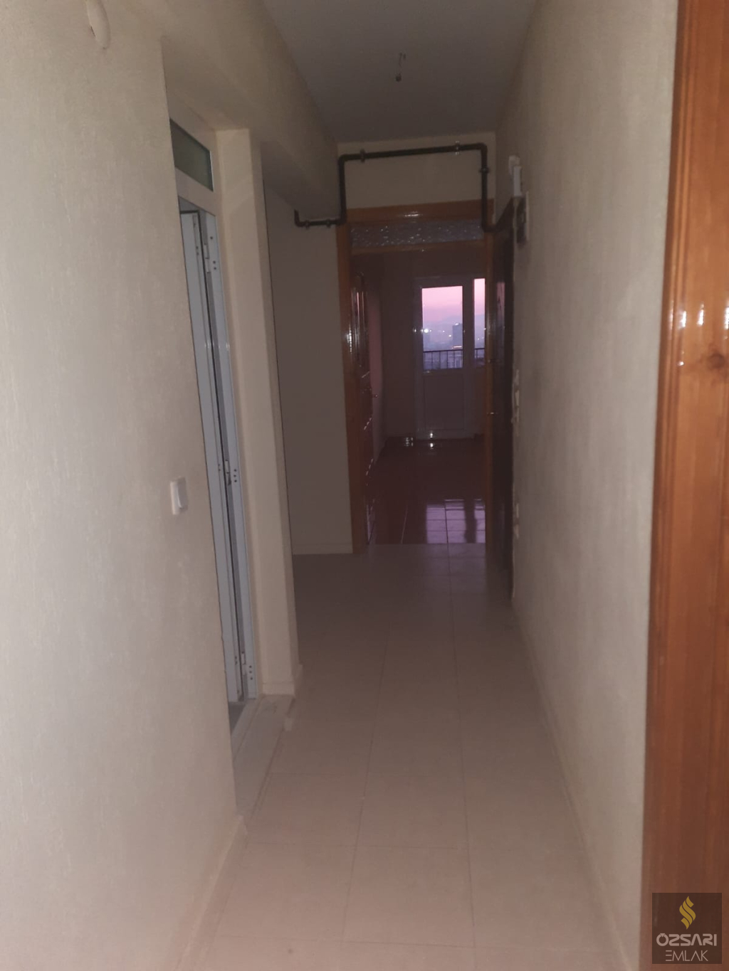 Bornova Atatürk mah. 3+1 doğalgazlı kiralık Daire