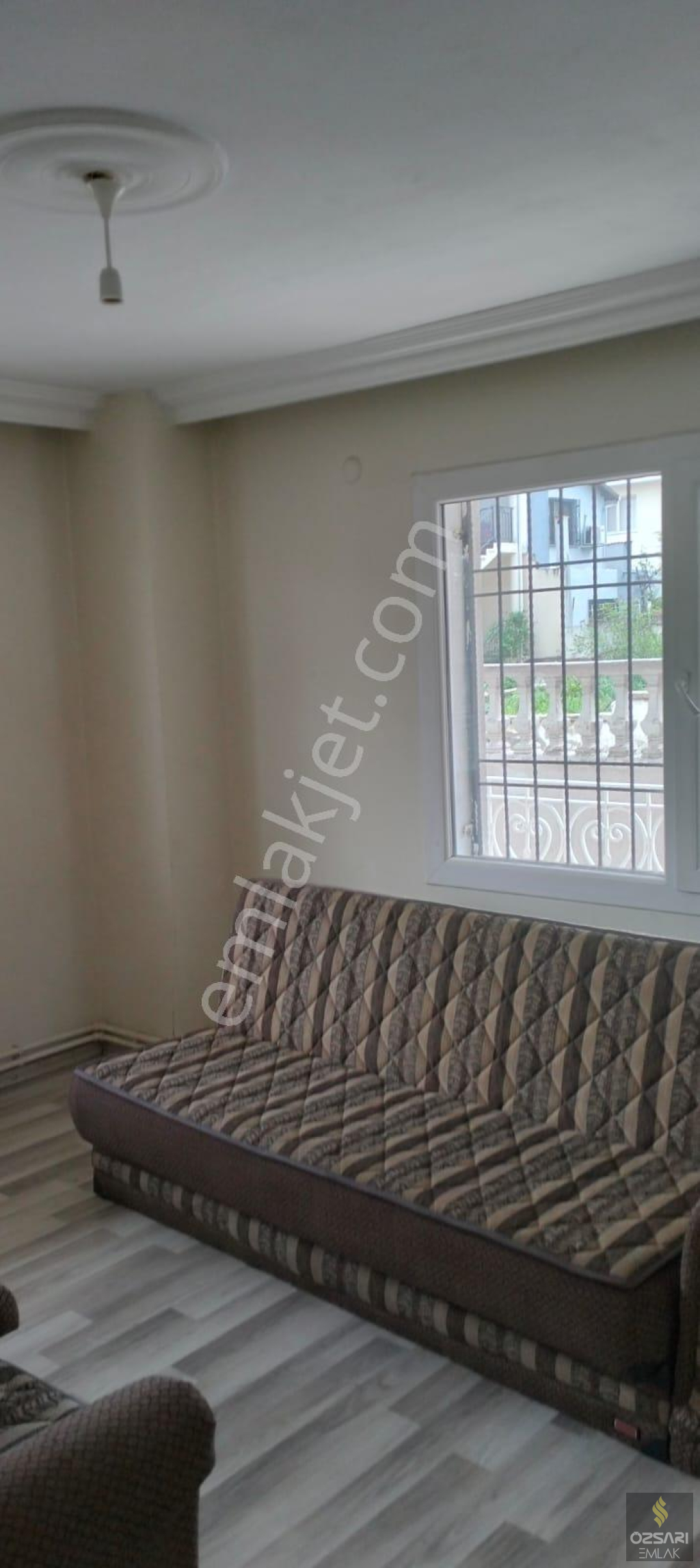 Bornova Atatürk mah. 3+1 kiralık Daire