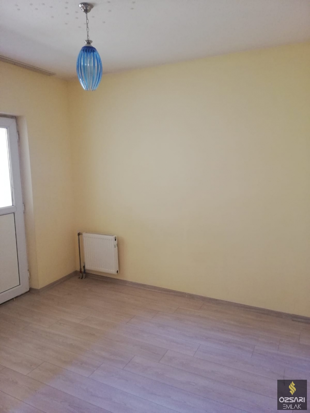 Aliağa\\\'da 2+1 Doğalgazlı Satılık Daire