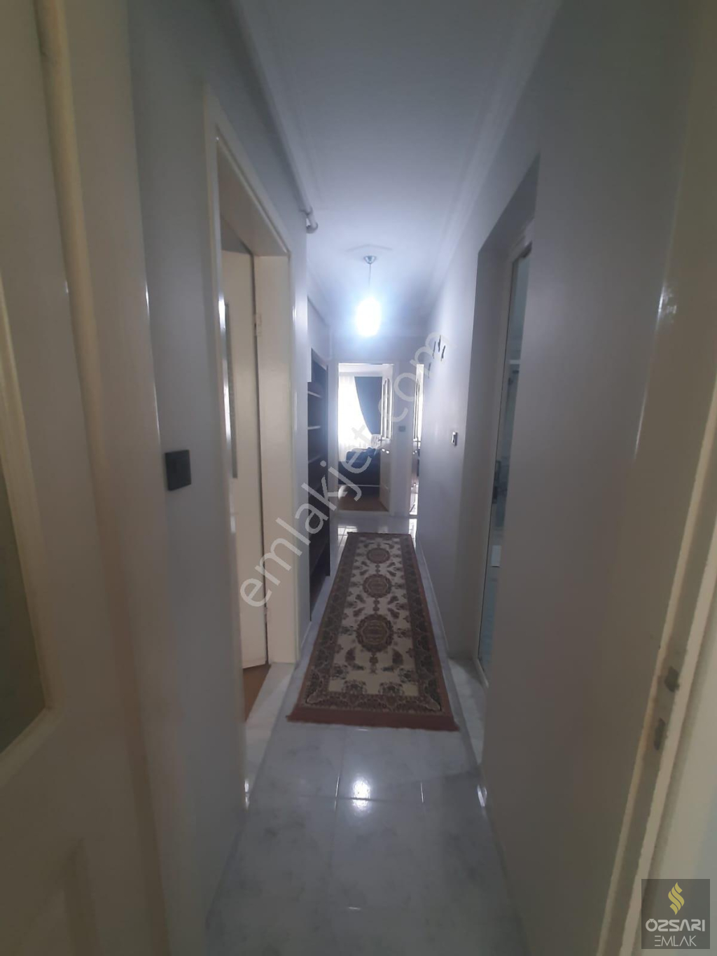 Bornova Atatürk mah. Eşyalı, doğalgazlı 2+1 kiralık Daire...