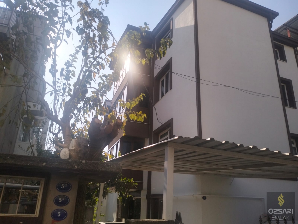 BORNOVA İNÖNÜ MAHALLESİNDE FULL YAPILI GÜNEY CEPHE KİRALIK DAİRE
