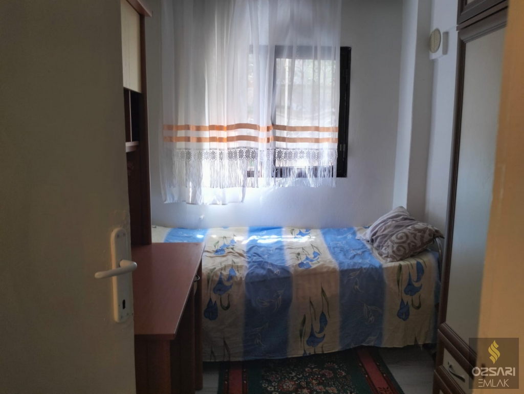 BORNOVA İNÖNÜ MAHALLESİNDE 2+1 EŞYALI DAİRE
