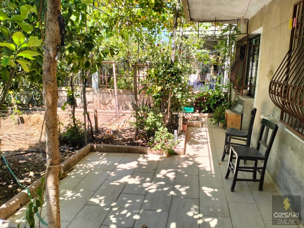 BORNOVA İNÖNÜ MAHALLESİNDE 2+1 EŞYALI DAİRE