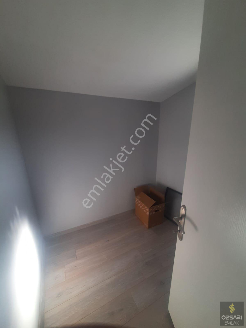 Bornova İnönü mah. 2+1 yeni yapılı kiralık Daire
