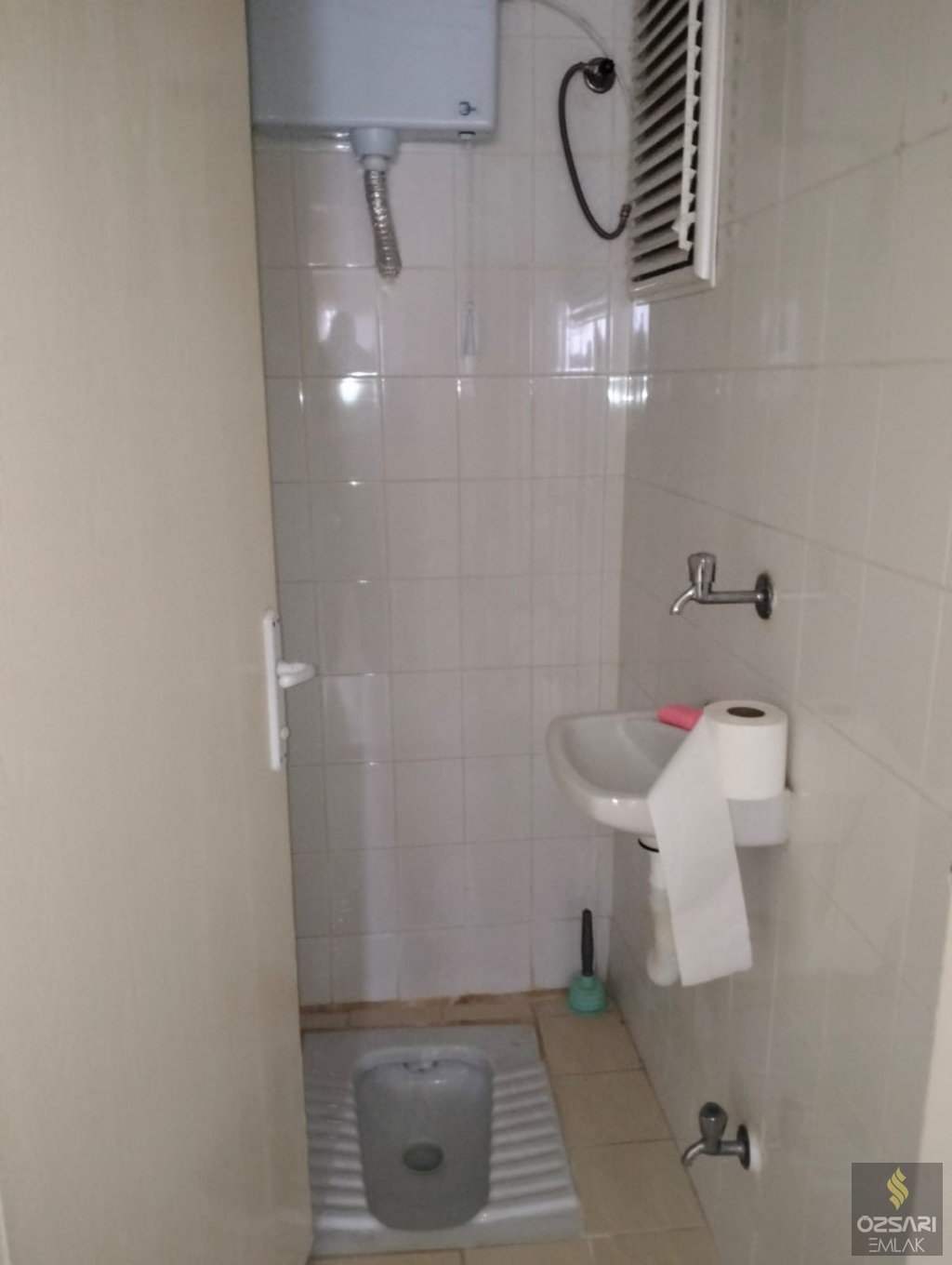 BORNOVA EVKA 4 3+1 DENİZ MANZARALI FULL EŞYALI KİRALIK DAİRE
