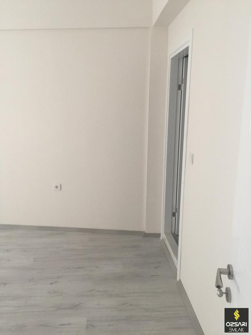 Bayraklı Çay mahallesinde 2+1 Satılık Daire