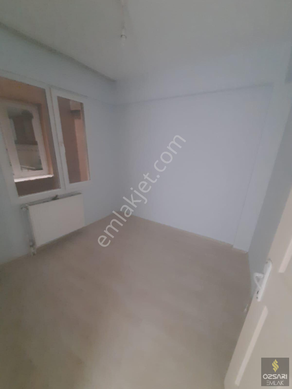 Bornova İnönü mah. 3+1 doğalgazlı klimalı kiralık Daire