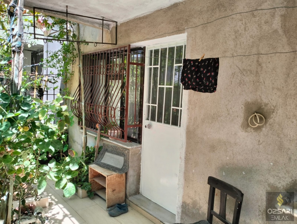 BORNOVA İNÖNÜ MAHALLESİNDE 2+1 EŞYALI DAİRE