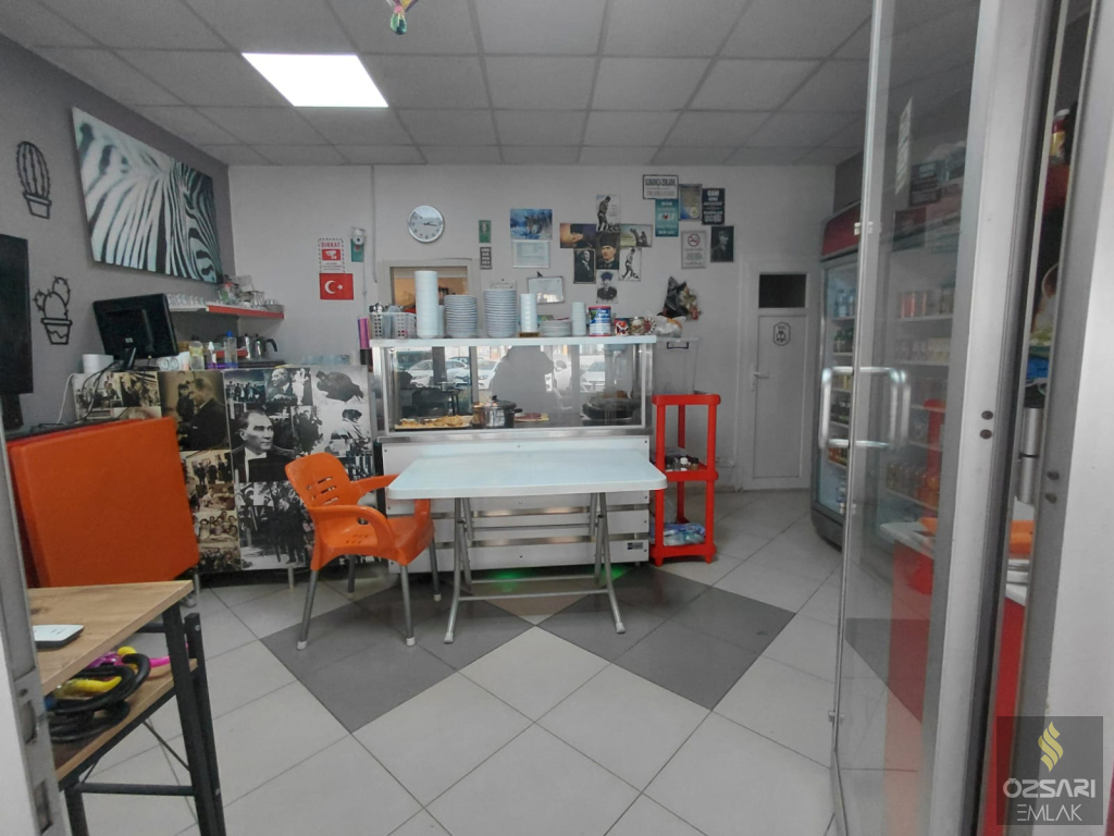 MANAVKUYU ÇAMKIRAN ORTAOKULU KARŞISI SATILIK KUPON DÜKKAN