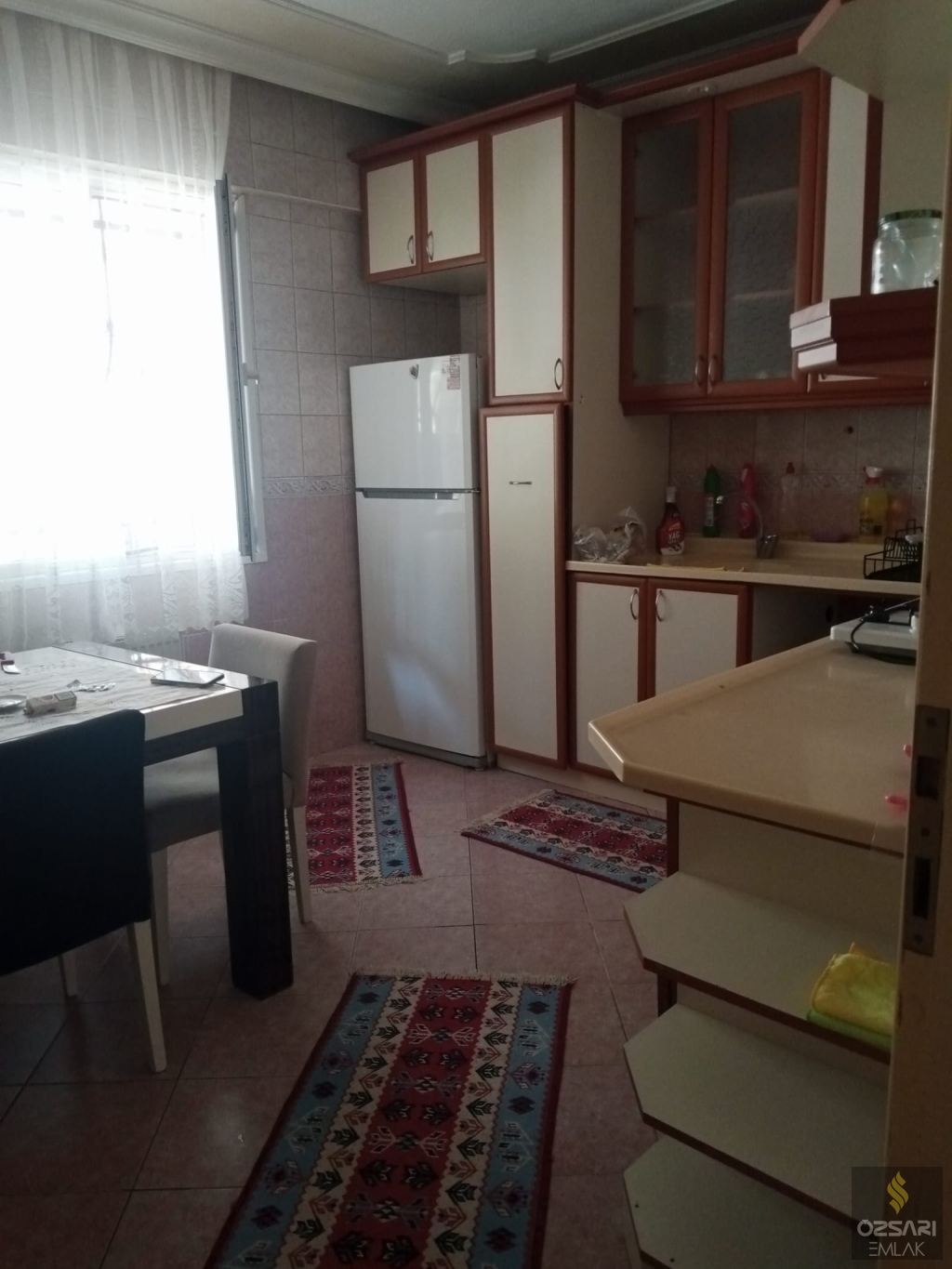 Bornova Atatürk mah. Eşyalı 2+1 kiralık Daire