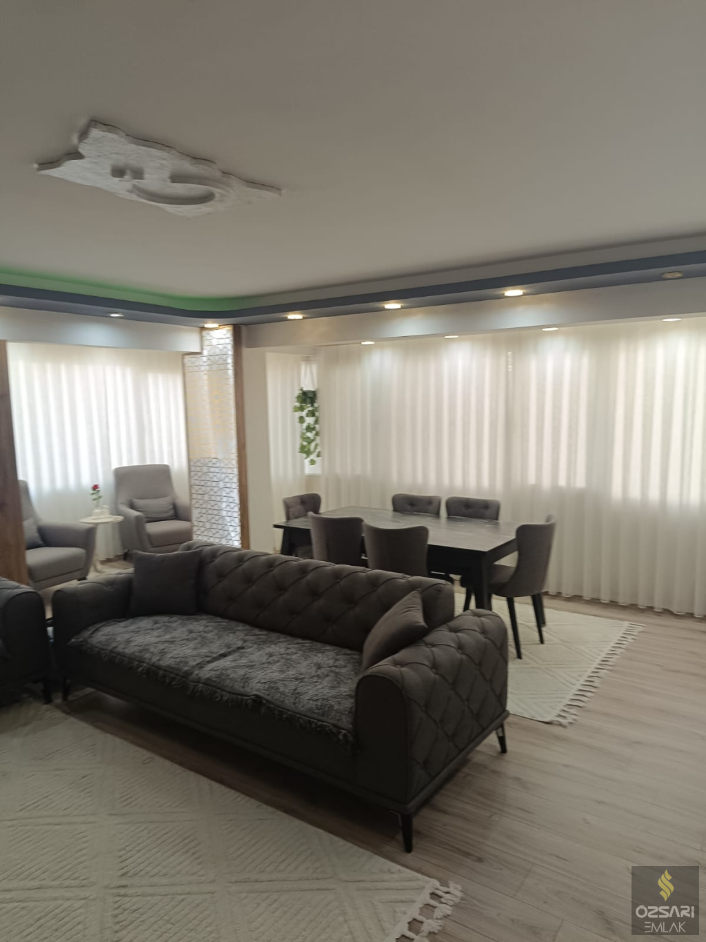 BORNOVA FATİH SULTAN MEHMET CADDESİNDE FULL YAPILI SATILIK DAİRE
