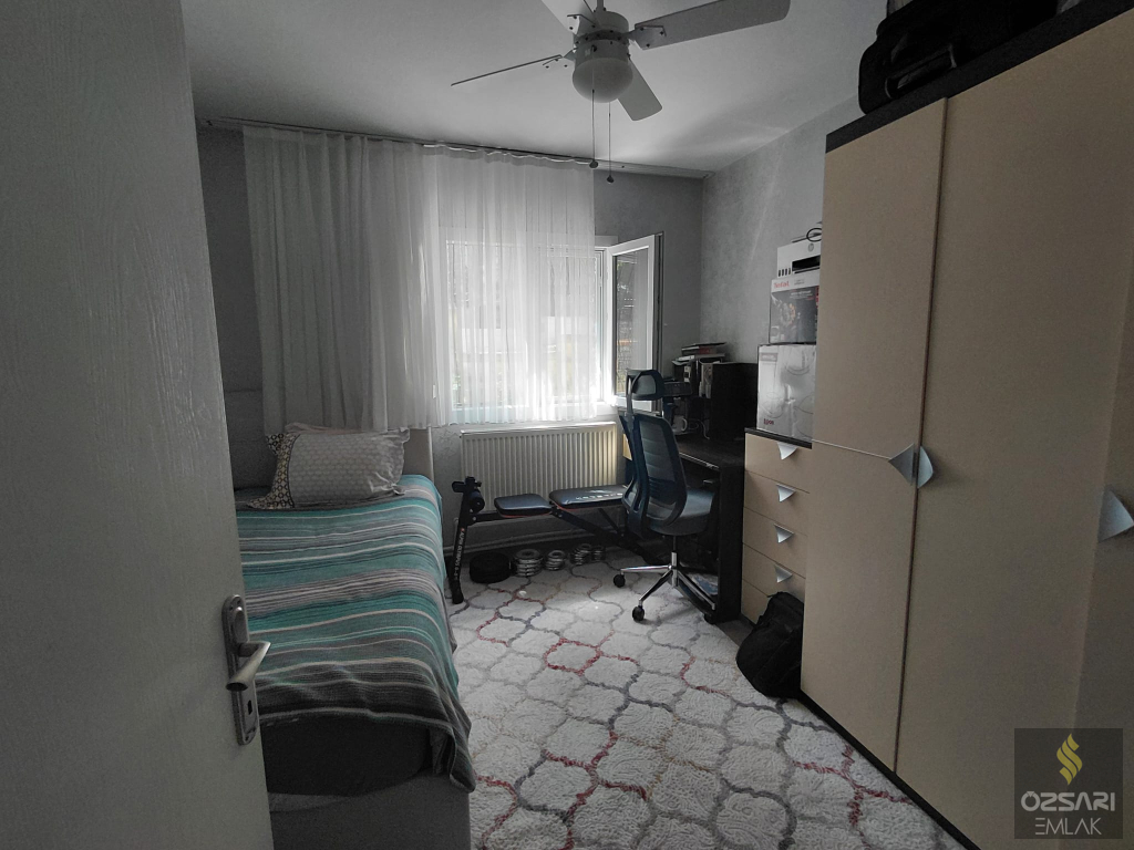 BORNOVA EVKA4 FULL YAPILI GÜNEYCEPHE 2+1 SATILIK DAİRE