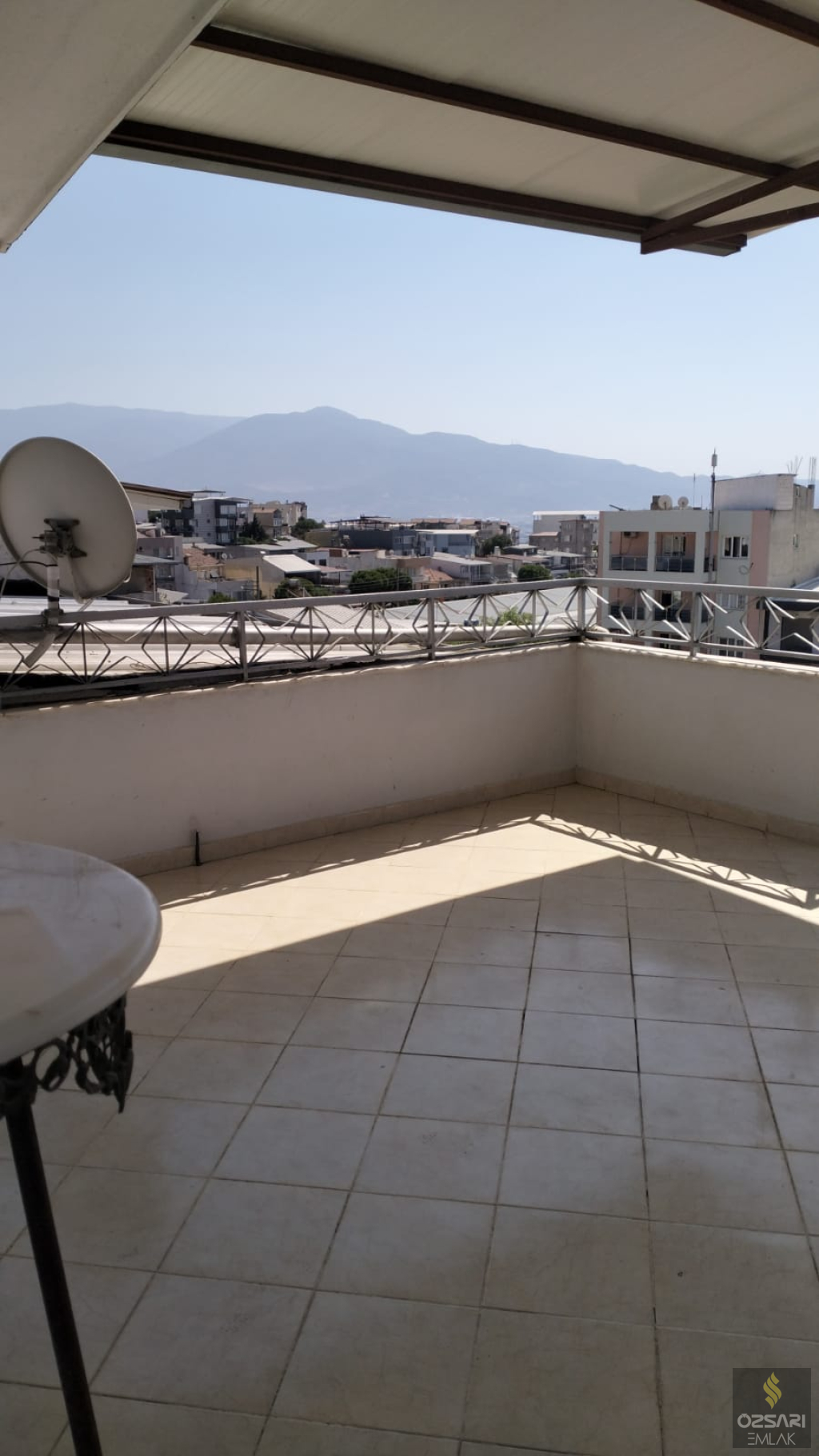 Bornova Atatürk mah. 4+1 kiralık içi yapılı manzaralı Dubleks Daire